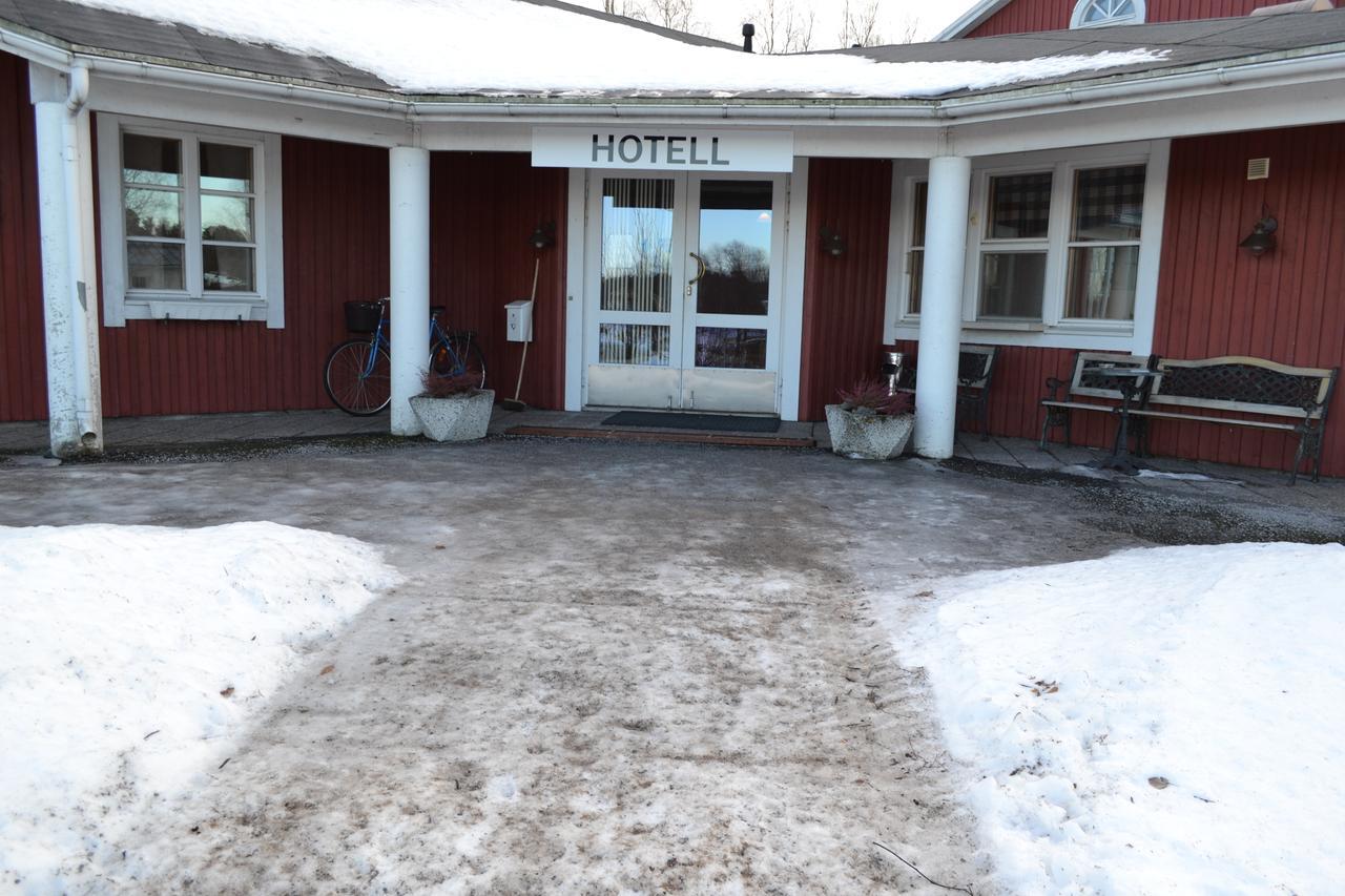 Juthbacka Hotell Uusikaarlepyy Exterior photo